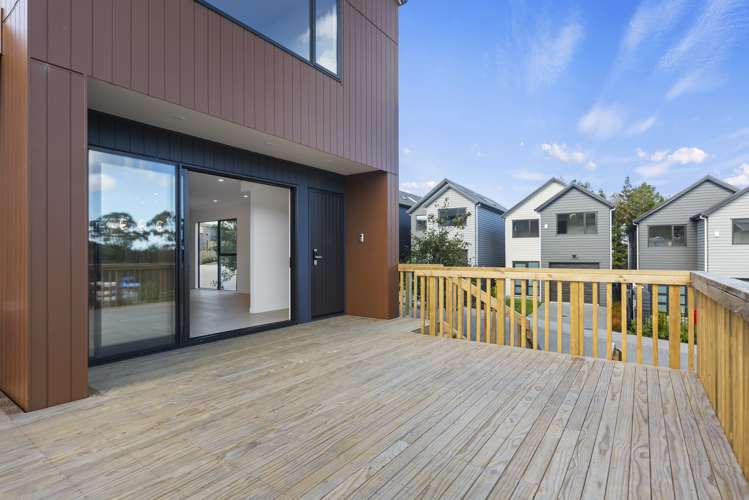 4 Aquamarine Avenue Wainui_3
