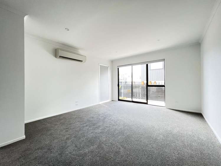 64 Nugget Ave Hobsonville_4