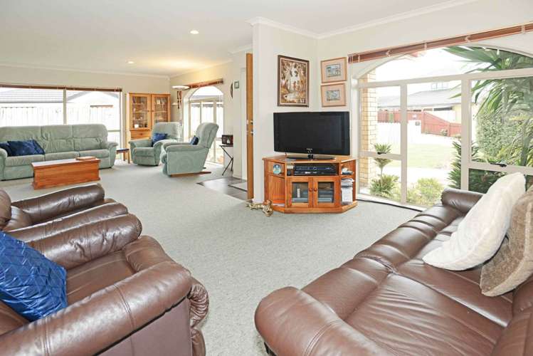 43 Peninsula Road Mangere_2