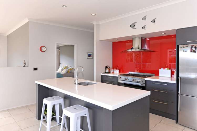 372 Princes Drive Britannia Heights_20