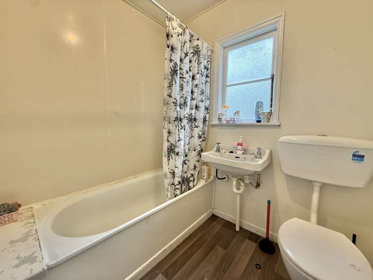 22 Dreghorn Place Tokoroa_7