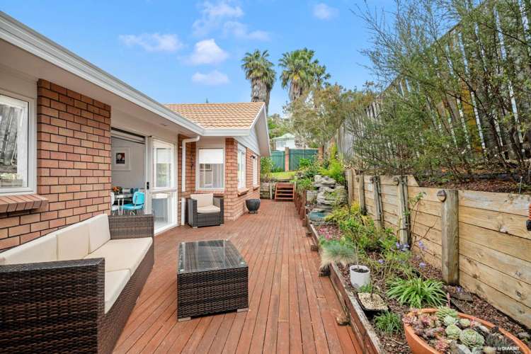 17 Emlyn Place Torbay_10