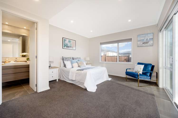 7 Veneta Close Flat Bush_9