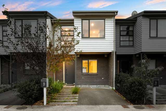 Auction Reserve $775,000