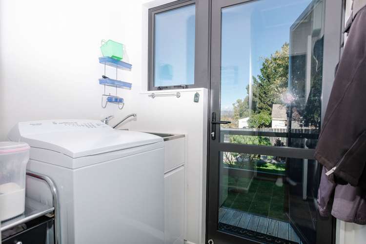 21 Guy Street Dannevirke_14