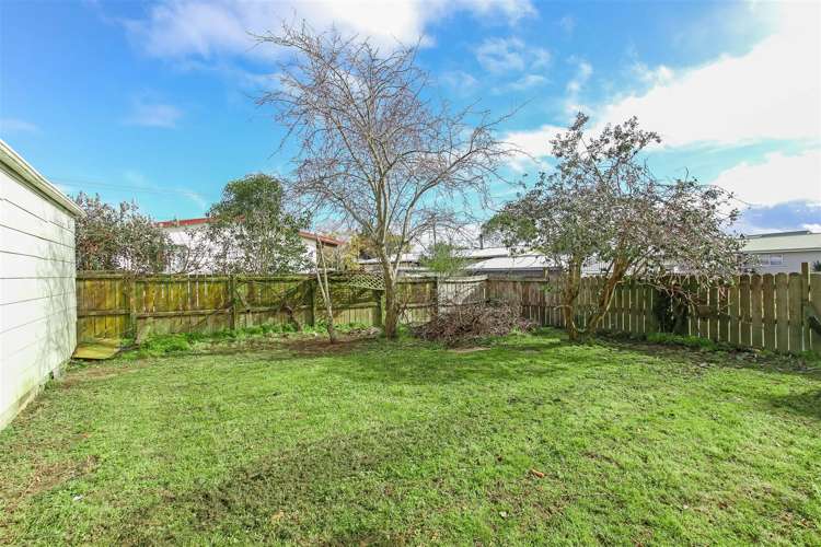 1/150 Great South Road Drury_11