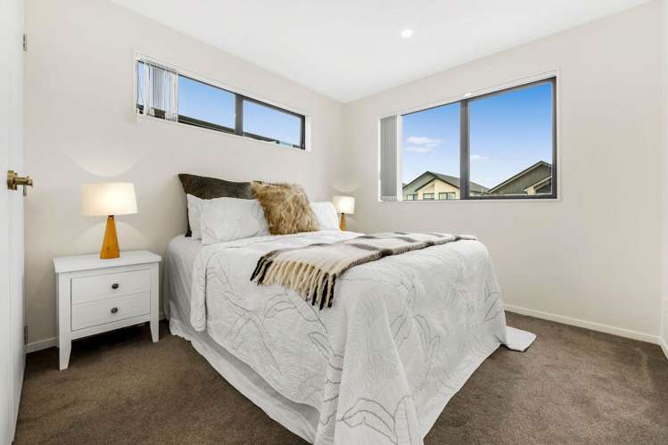 11 Puruatanga Drive Flat Bush_13