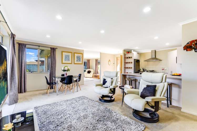 57 Aquila Crescent Rototuna North_10