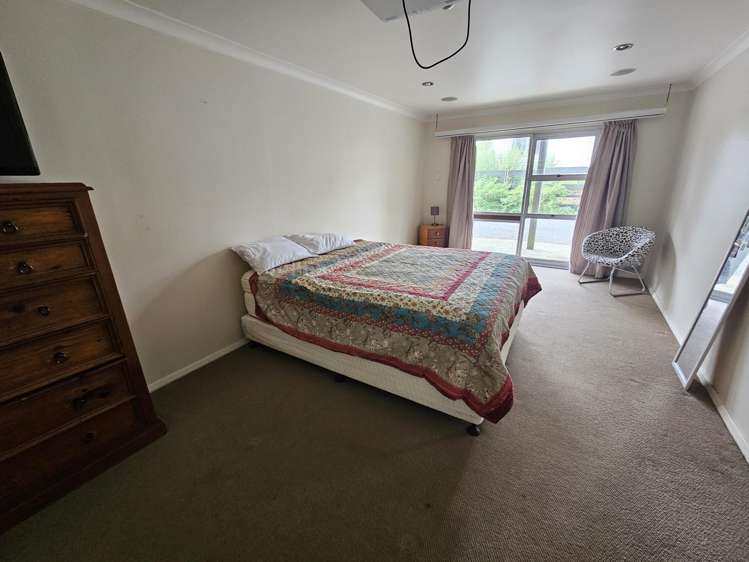 9 Moana Street Kaka Point_13