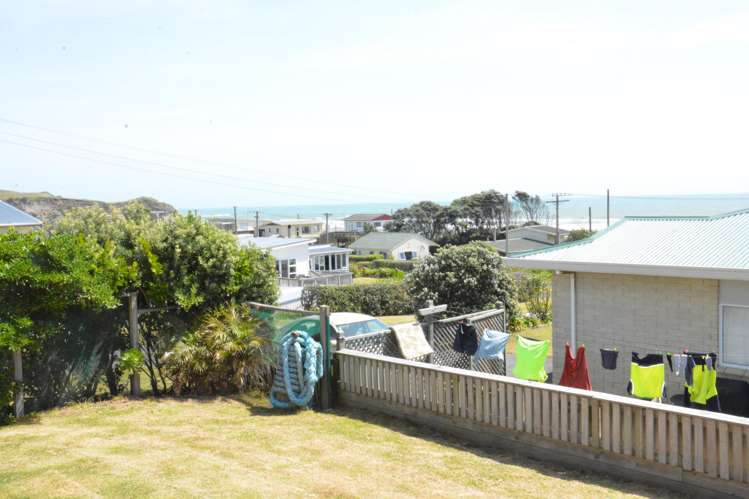 5 Tokopapa Street Mokau_2