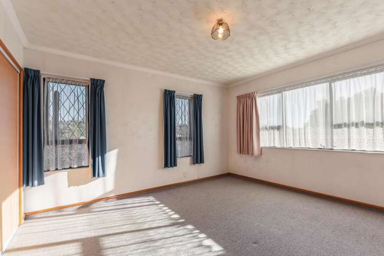 48 Farnham Drive Richmond_14