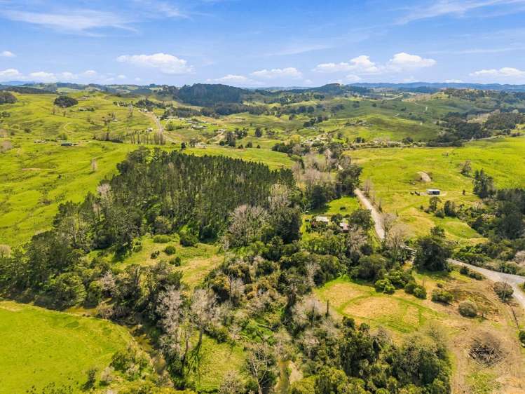 42 Ford Road Paparoa_29