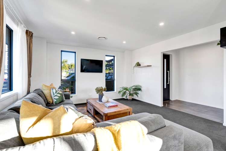 17 Atutahi Street Hurdon_14