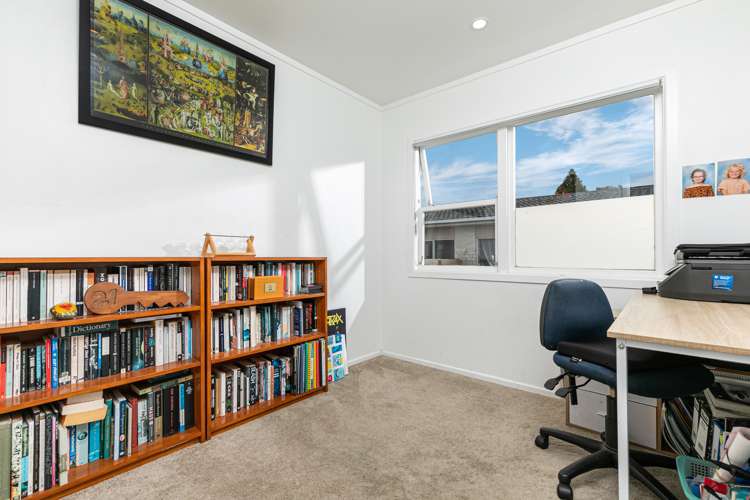 19a Doment Crescent Orewa_15