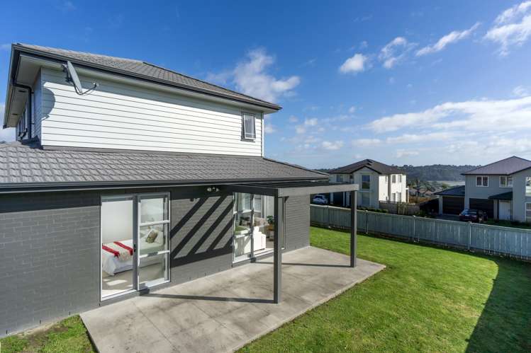 86 Mackay Drive Greenhithe_11