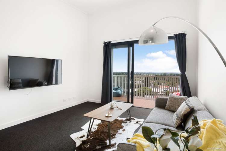 615/38 Mccrae Way New Lynn_1