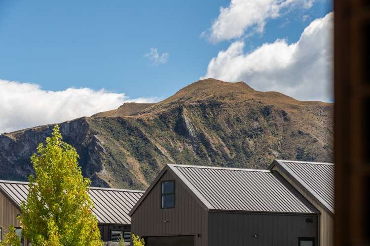 2 Avalanche Place Wanaka_23
