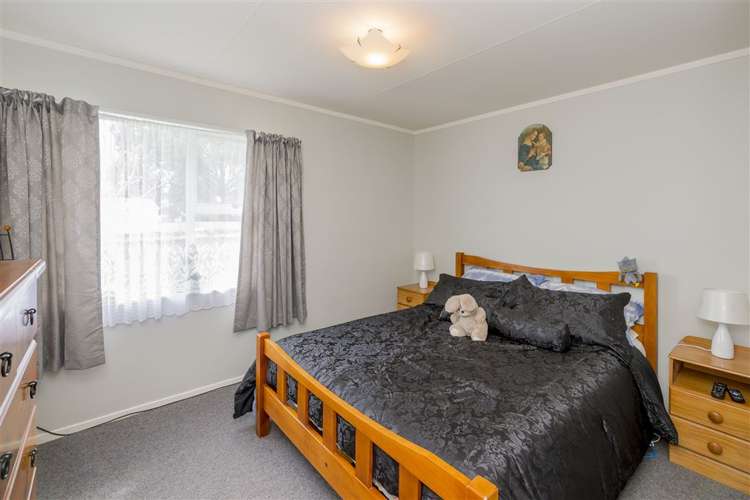 6 Ludlam Way Otaki_11
