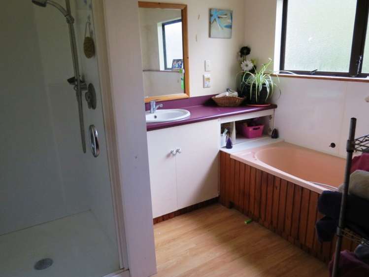 10 View Terrace Piopio_9