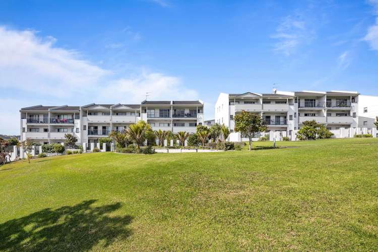 C9/60 Masons Road Oteha_15