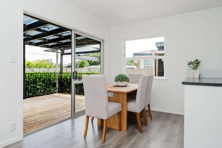 21 Jeanette Street Glenview_5