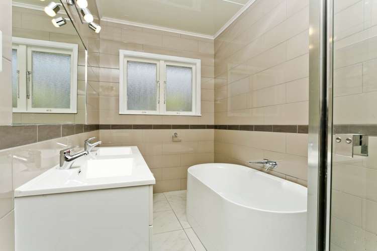 1/16 Taharoto Road Takapuna_6