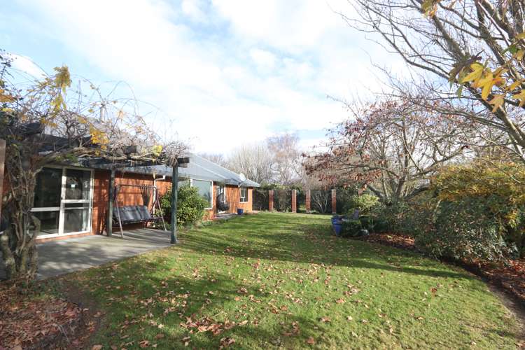 306 Beach Road East Elgin_20