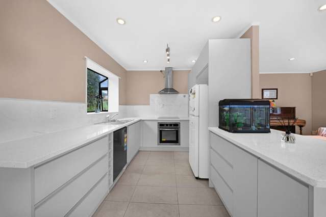 2/13 Bowman Road Forrest Hill_3