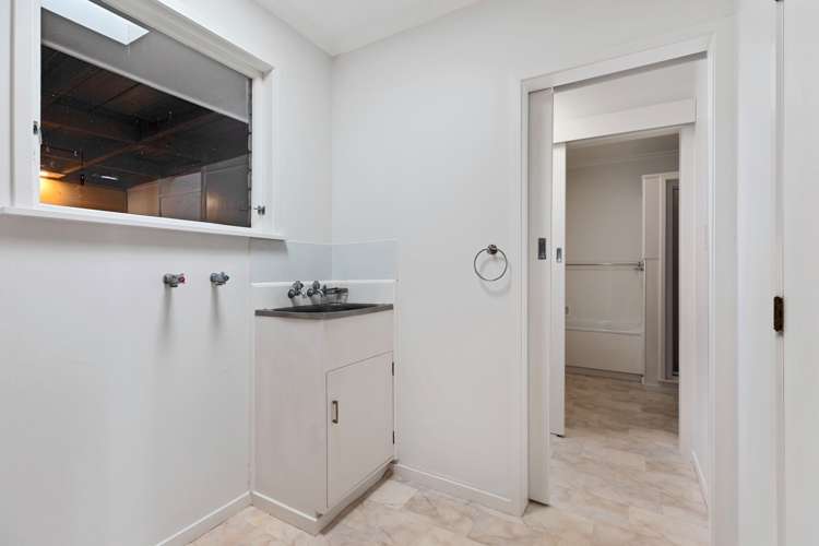 1/4 Linklater Avenue Bellevue_16