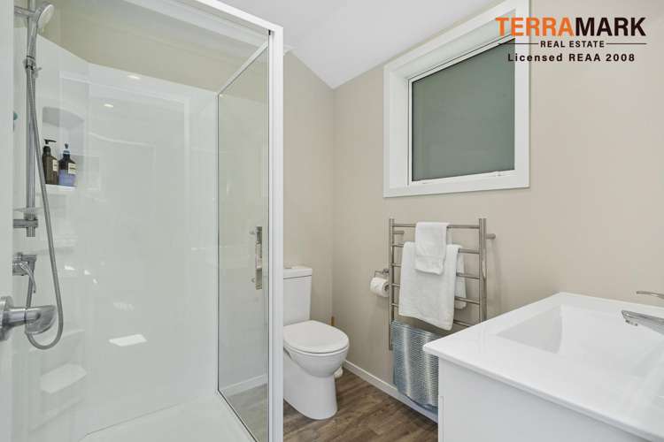 15 Banks Boulevard Whitby_11