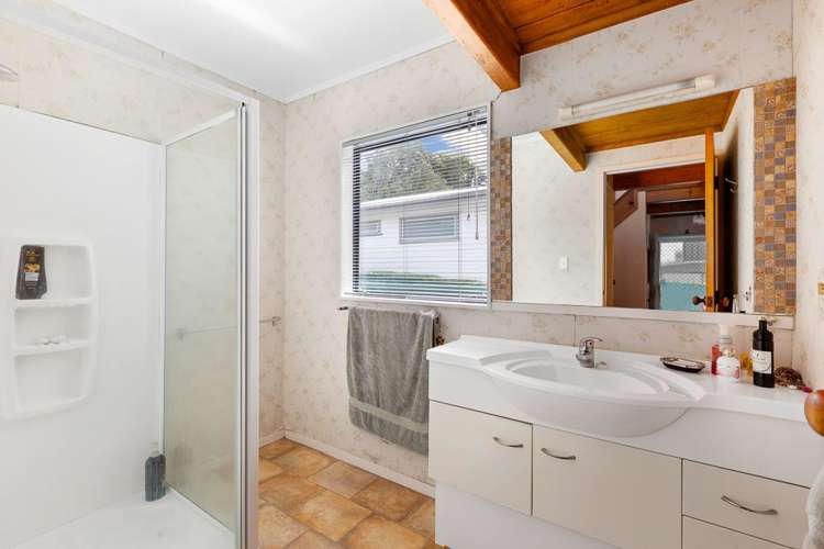 28 Maori Hut Road Red Beach_16