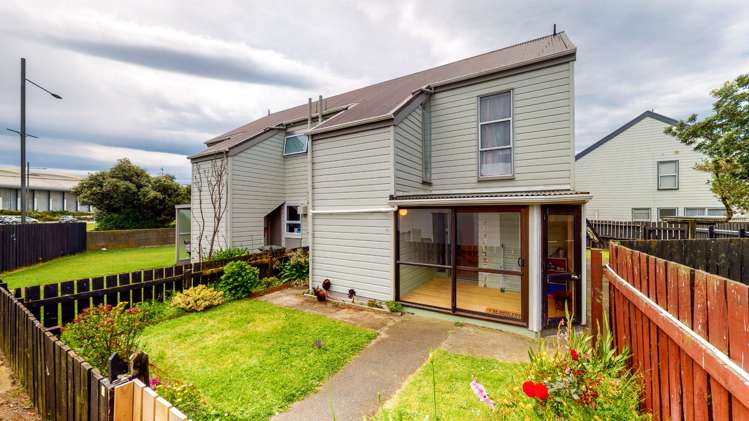 9/163 Rongotai Road_0