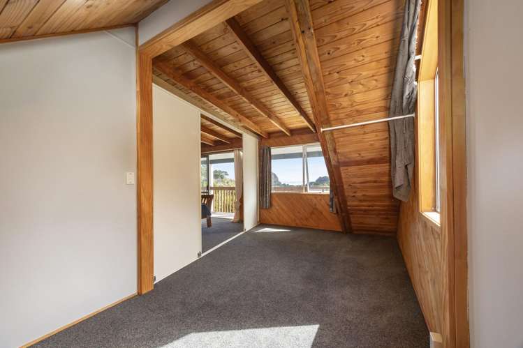 51 Seaview Road Piha_17