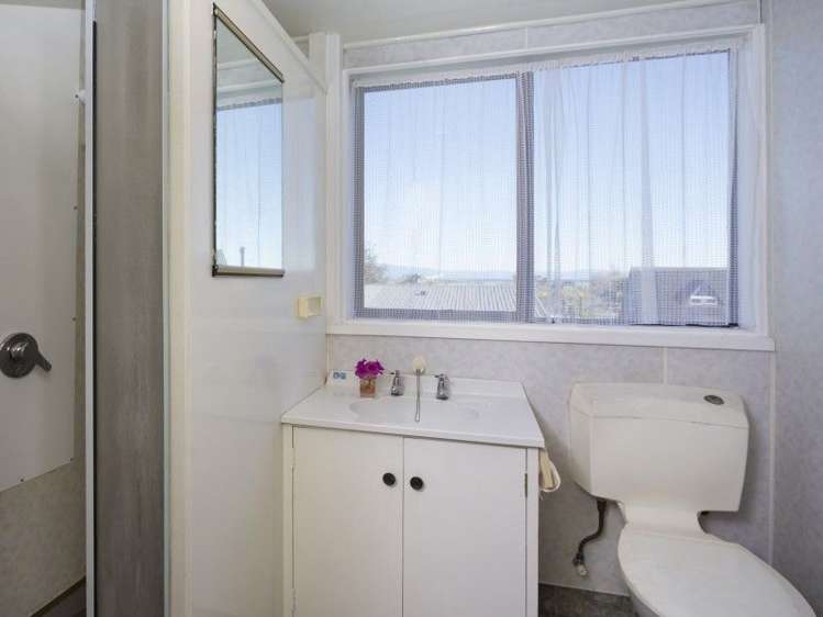 1 Selbourne Avenue Richmond_9