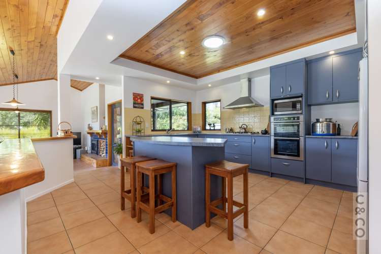 1226 State Highway 16 Waimauku_27