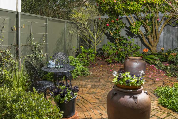 4/66 Victoria Road Devonport_13