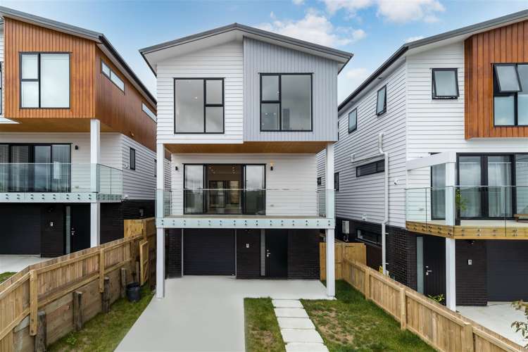 8a Ringi Lane Orewa_11