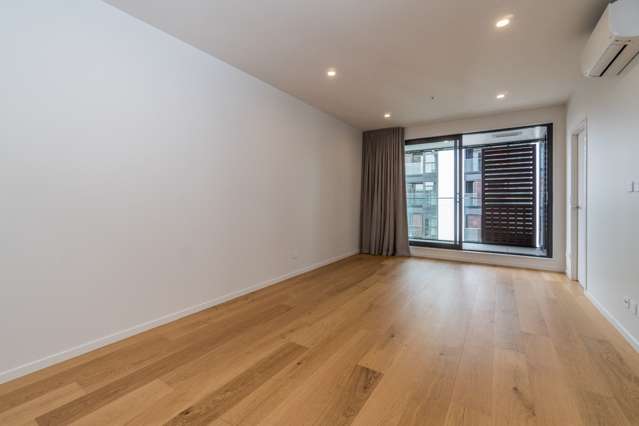 202/5-9 Madeira Lane 1672_2