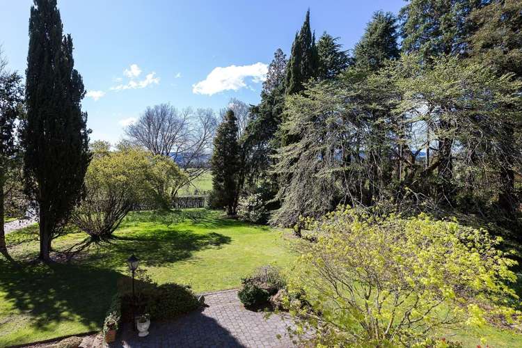 171 Gladstone Road South East Taieri_19