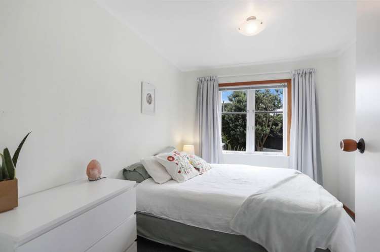 2 Quiet Street Te Atatu South_14