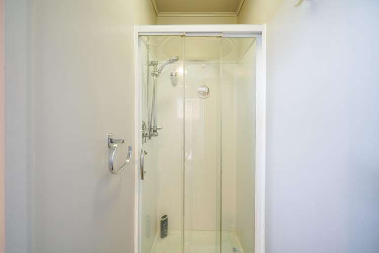 20 Cross Road Winton_33