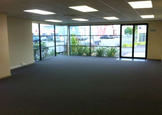 Unit Q/20 Cain Road Penrose_3