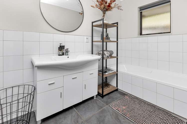 38 Ngahere Drive Horahora_17