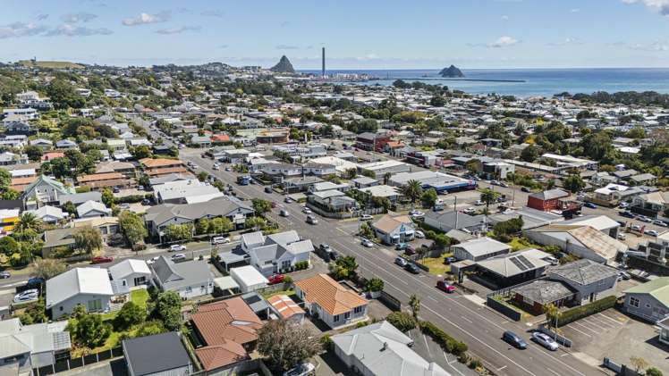 2/171 Powderham Street New Plymouth Central_15