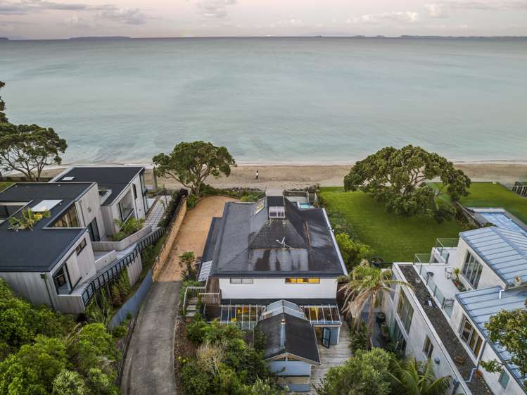 14 The Esplanade Campbells Bay North Shore City Houses for Sale