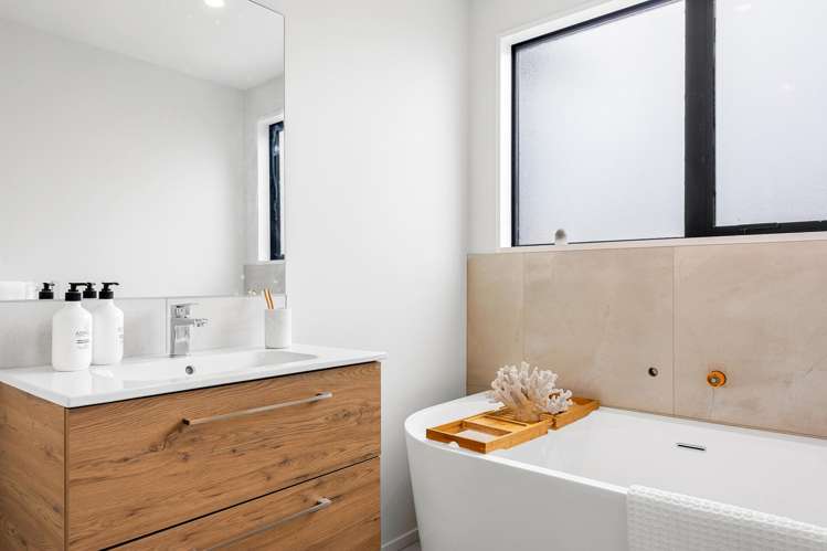 18 Plover Avenue Amberley_12