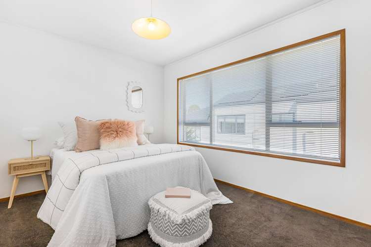 55 Dignan Street Point Chevalier_16