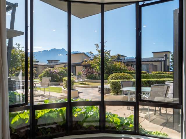 - Apartment 610, Lake Esplanade Queenstown_2