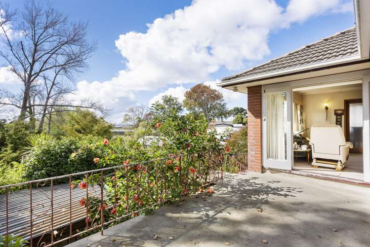 34 Lyndhurst Road Te Atatu South_12