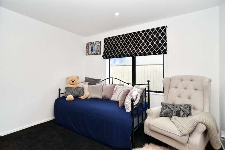 14 Dellaca Lane Wigram_13